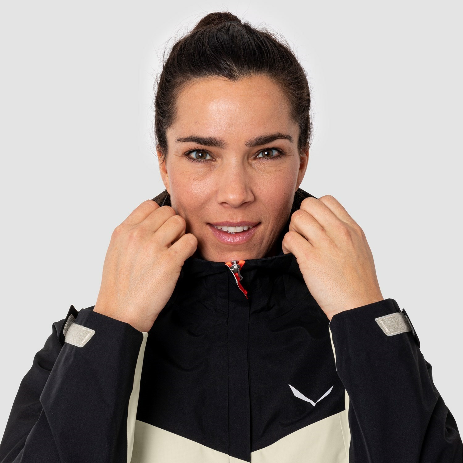 Chaqueta Impermeable Salewa Moiazza GORE-TEX® Mujer Negras Beige | IJ7546189